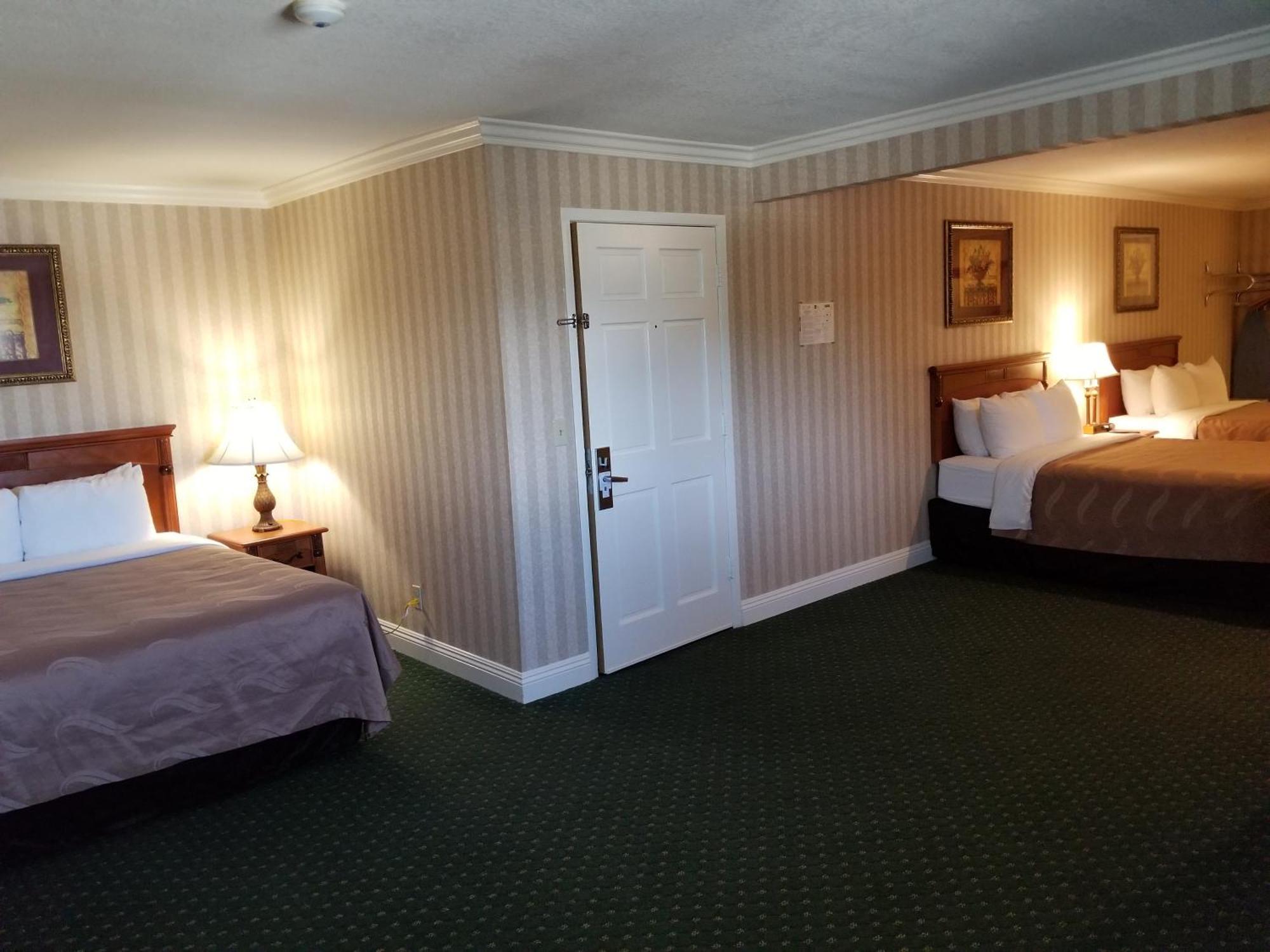 Quality Inn & Suites Anaheim Maingate Exterior photo